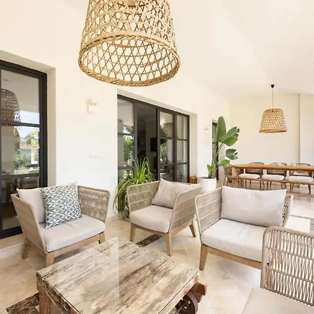 Villa Diamond Casa With Private Pool Estepona